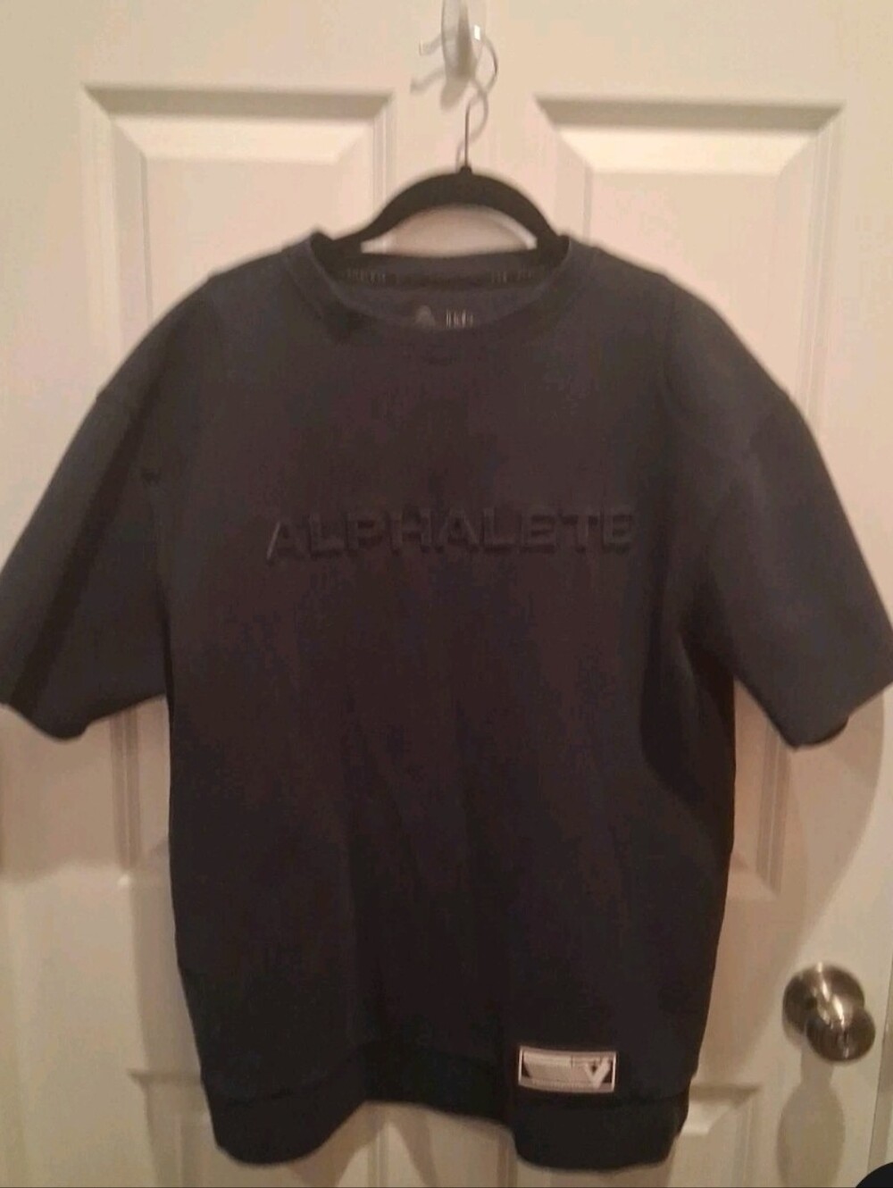 Alphalete ELMTS Mens Navy Blue‎ Embossed Logo Short Sleeve Crewneck Sweatshirt